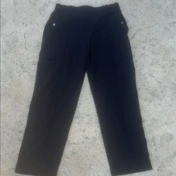 Athleta Women's Vienna Black Lightweight Pull on Cargo Pants Size 14